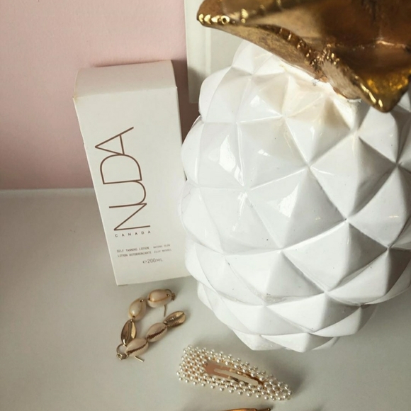 Nuda Sunless Tanner - Picture 3 of 4